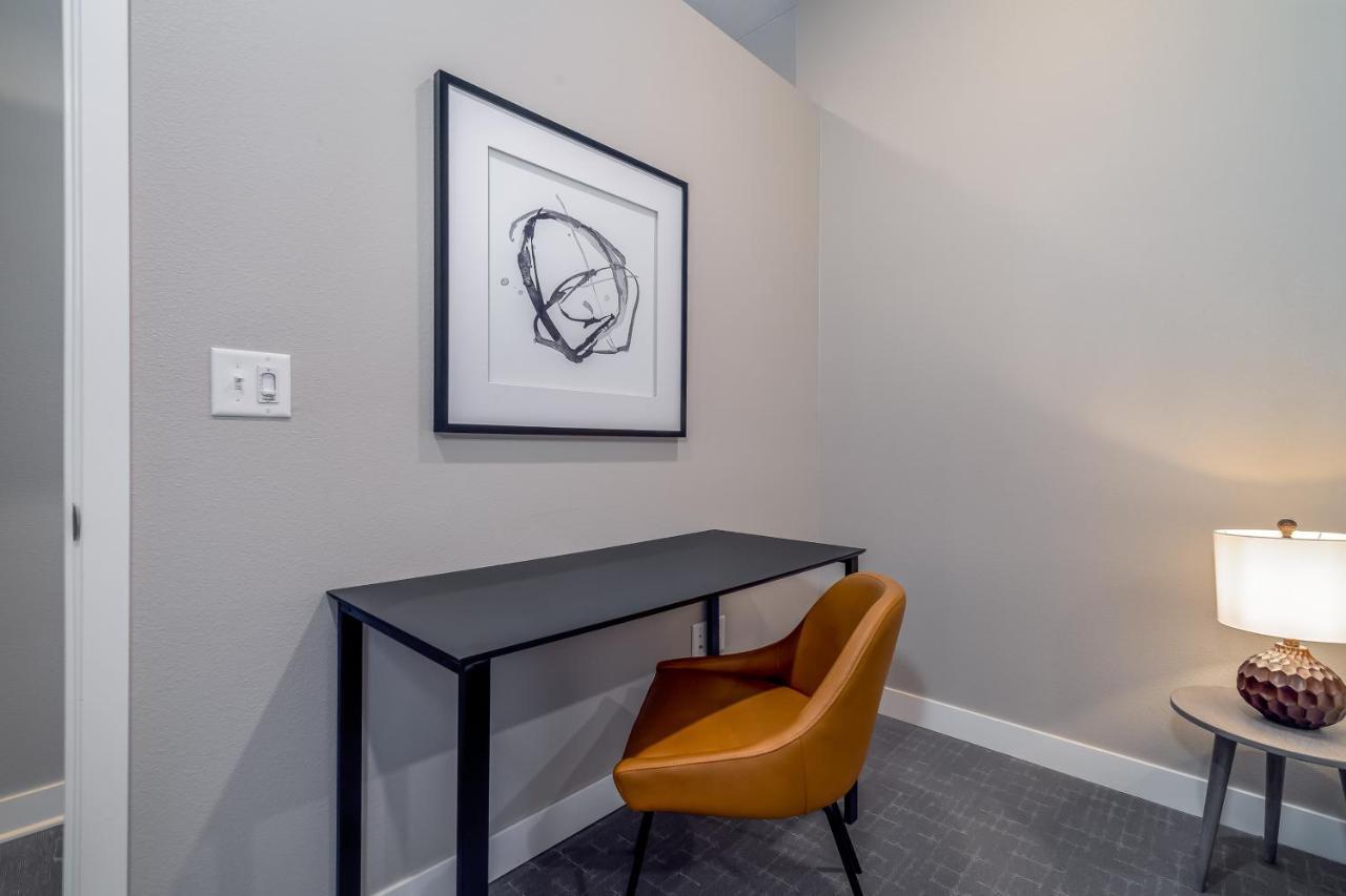 Kasa Downtown Des Moines Aparthotel Bagian luar foto